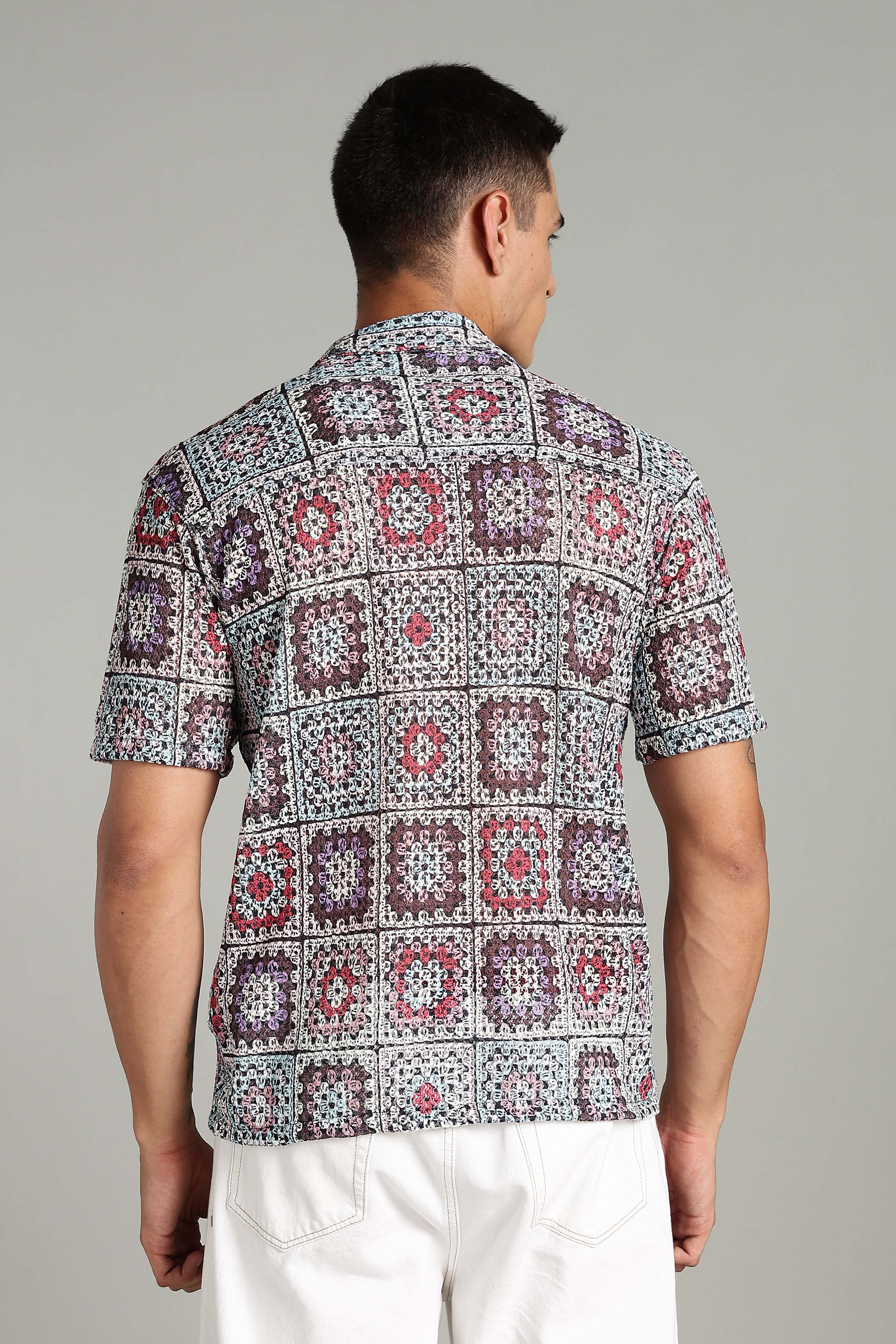 SMOKE CORCHET ABSTRACT SHIRT